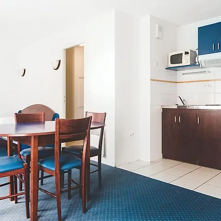 Apartamento Lovely Country For 4 *